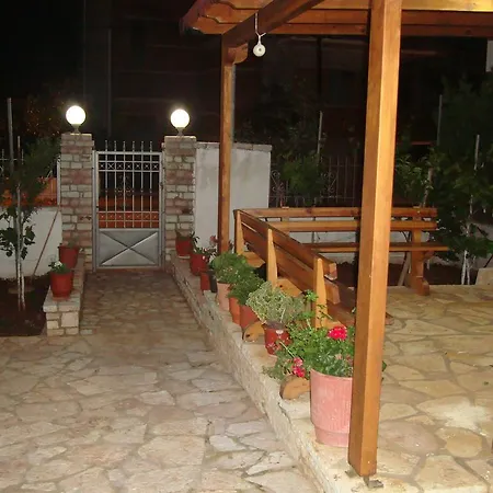 Harmony Guest house Ksamil